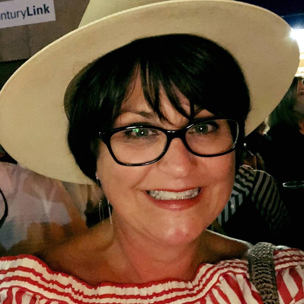 Meet your Posher, Tina